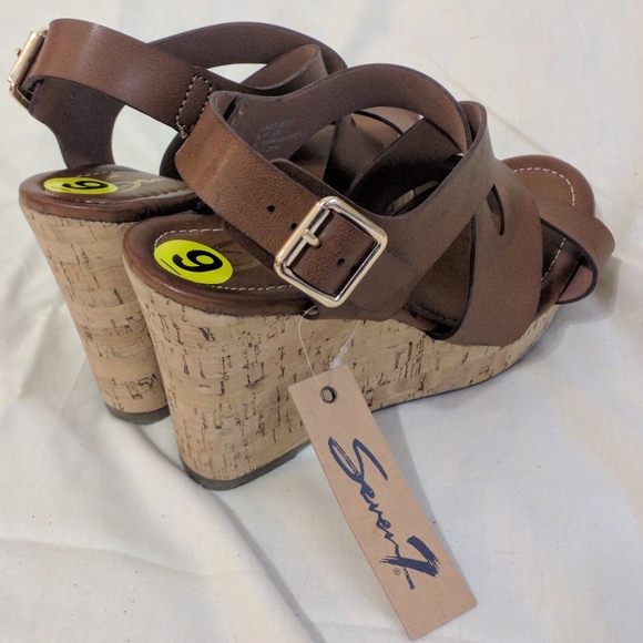 Sandals - Picture 2 of 2